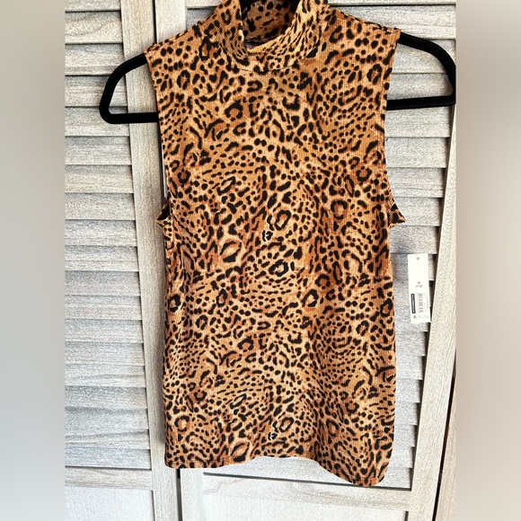 NWT No Boundaries Sleeveless Leopard Animal Print Turtleneck Top Women’s Medium - Picture 5 of 6